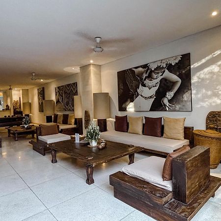 Villa Chocolat Seminyak Exterior photo