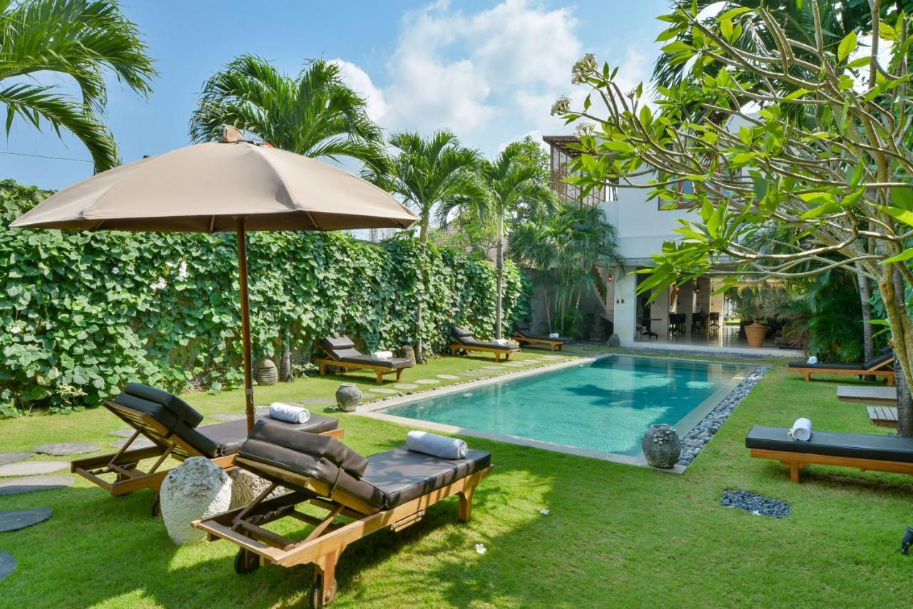 Villa Chocolat Seminyak Exterior photo