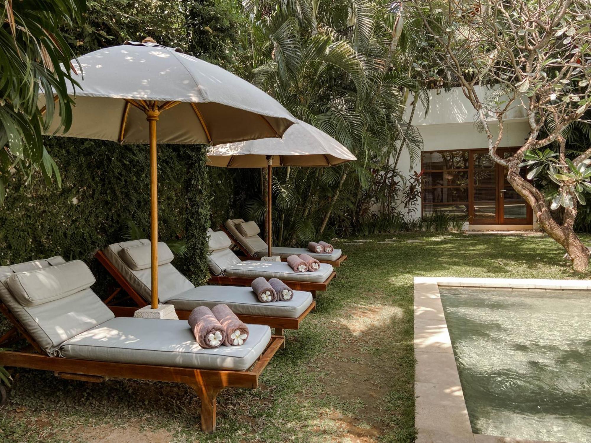Villa Chocolat Seminyak Exterior photo