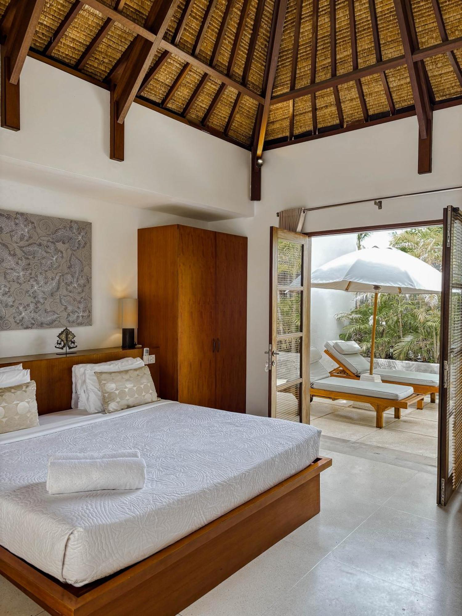 Villa Chocolat Seminyak Exterior photo