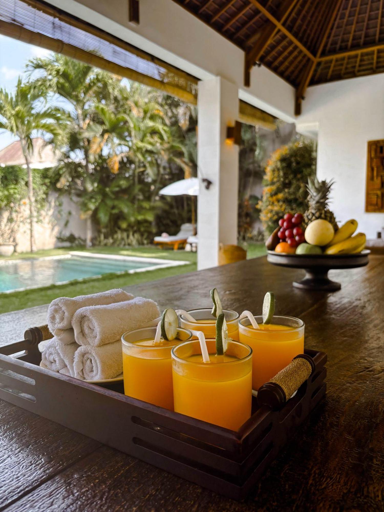 Villa Chocolat Seminyak Exterior photo