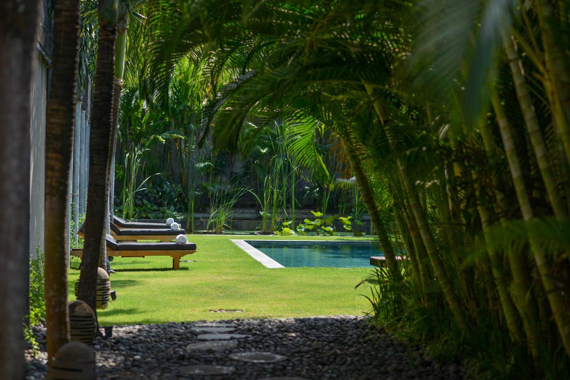 Villa Chocolat Seminyak Exterior photo